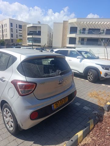יונדאי i10