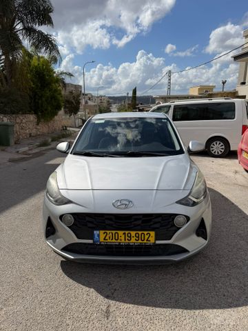 יונדאי i10