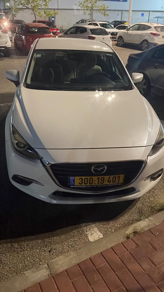 מאזדה 3