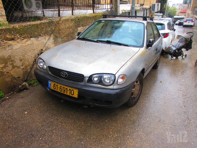 טויוטה קורולה