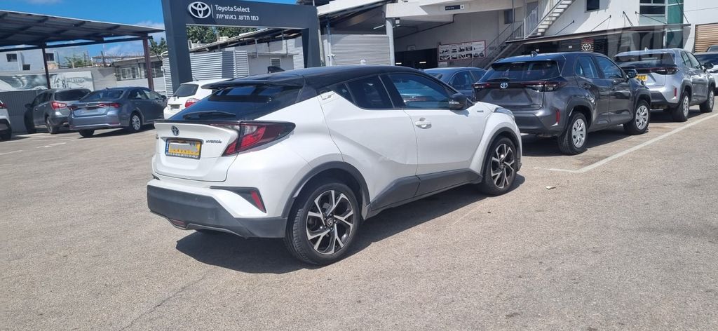 טויוטה C-HR