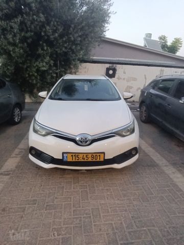 מודעת רכב טויוטה אוריס