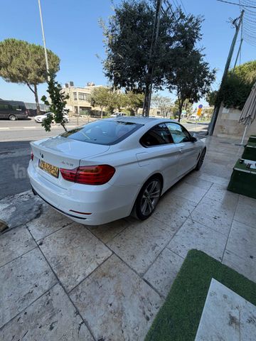 מודעת רכב ב מ וו סדרה 4
