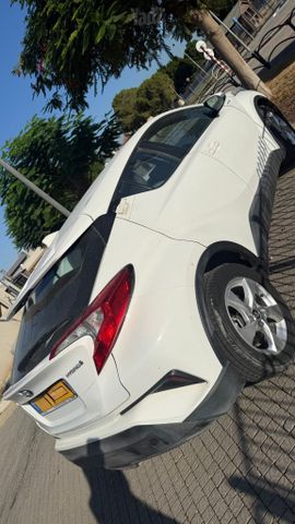 טויוטה C-HR