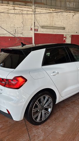 אאודי A1