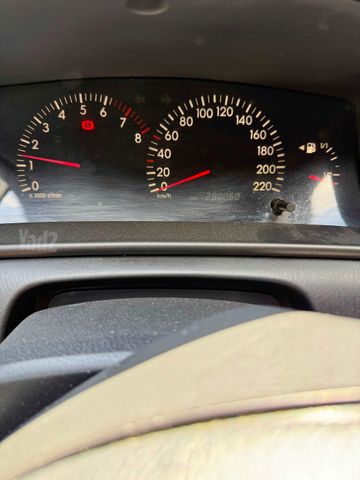 קורולה GLI RunX אוט׳ 1.6 (110 כ״ס)