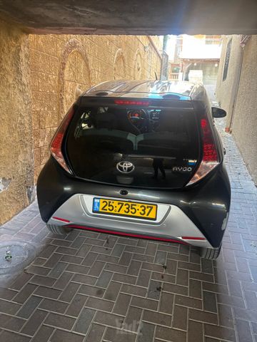טויוטה אייגו