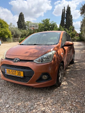 יונדאי i10