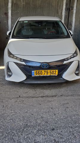 מודעת רכב טויוטה פריוס