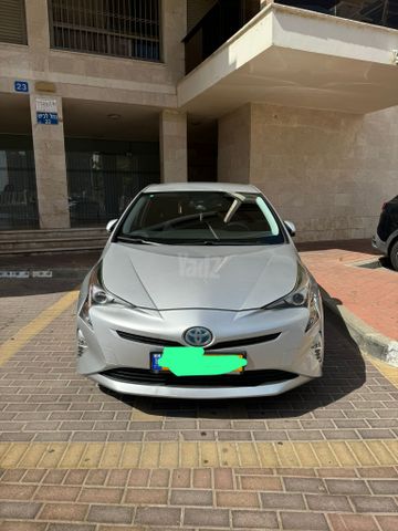 מודעת רכב טויוטה פריוס