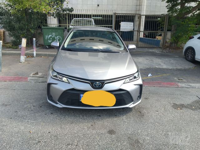 מודעת רכב טויוטה קורולה