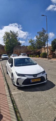 טויוטה קורולה