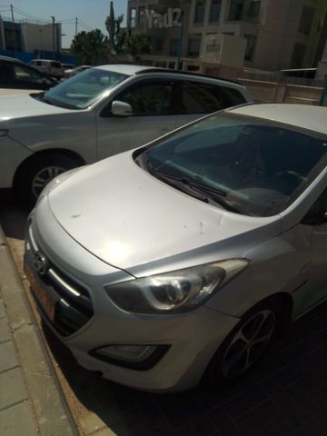 מודעת רכב יונדאי i30