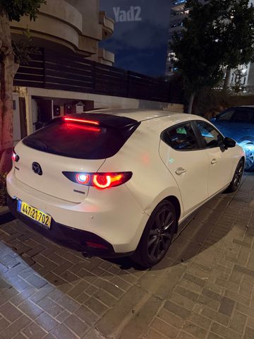 מאזדה 3