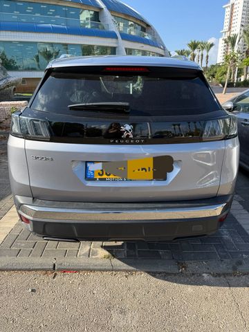 פיג'ו 3008