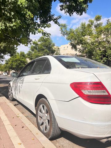 מרצדס-בנץ C-class