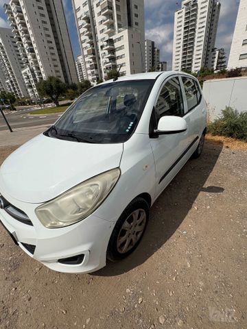 יונדאי i10