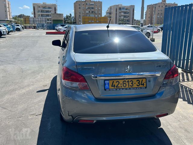 מיצובישי אטראז'