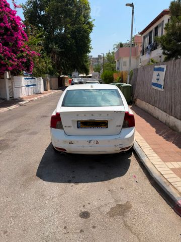 מודעת רכב וולוו S40