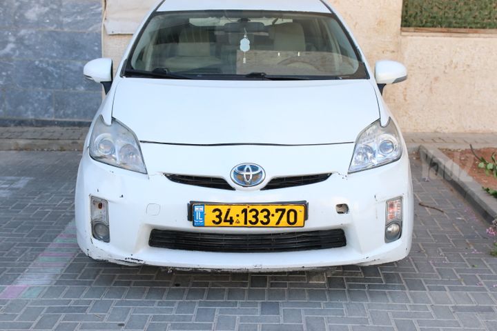 מודעת רכב טויוטה פריוס