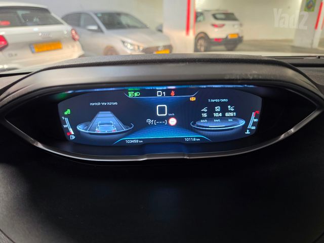 פיג'ו 3008