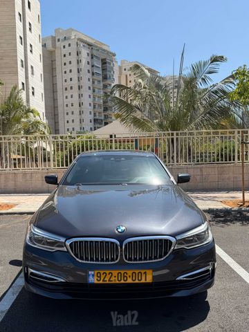 מודעת רכב ב מ וו סדרה 5