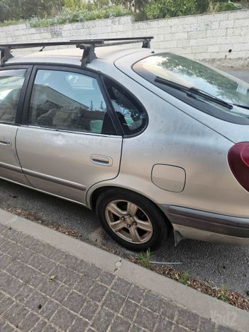 מודעת רכב טויוטה קורולה
