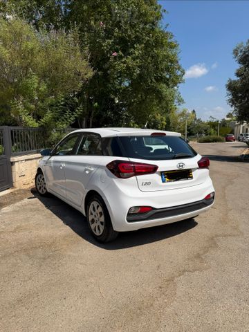 יונדאי i20