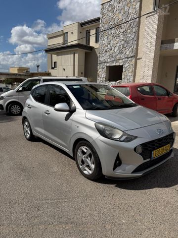 יונדאי i10