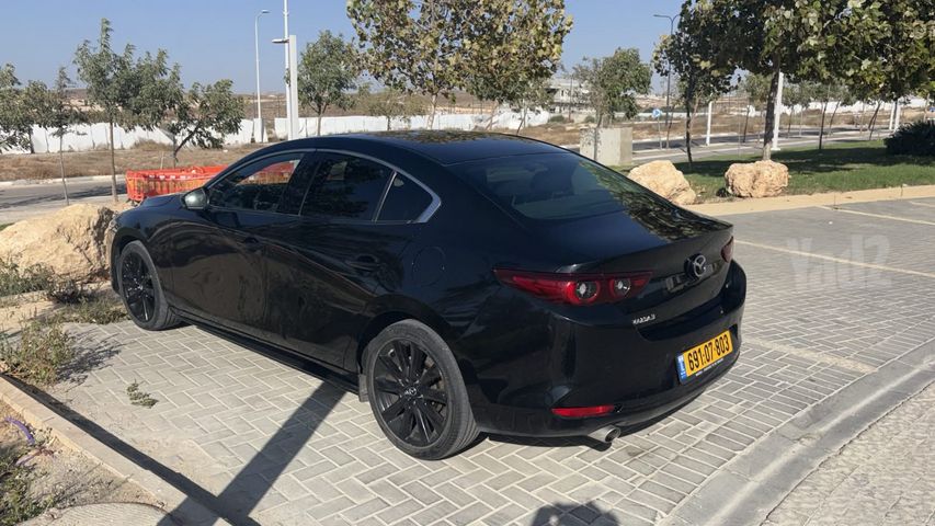 מאזדה 3
