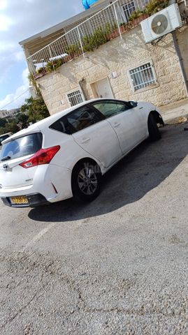טויוטה אוריס