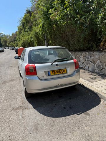טויוטה קורולה