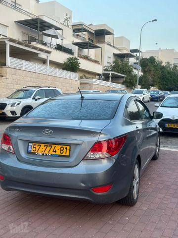 יונדאי אקסנט i25