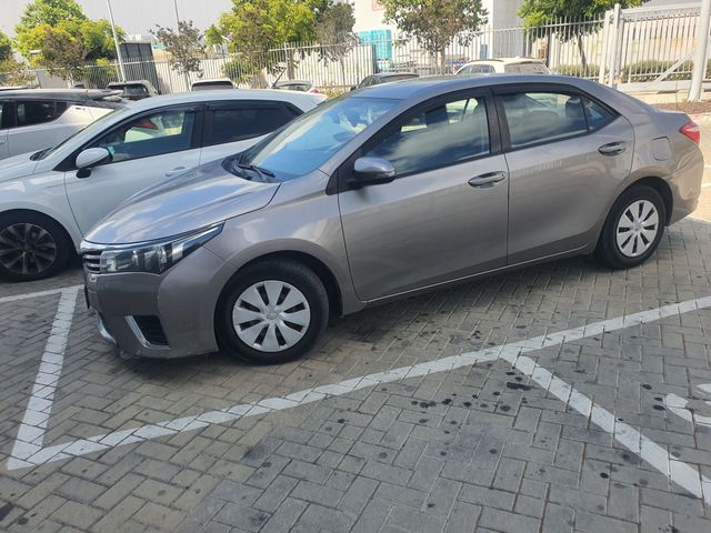 טויוטה קורולה