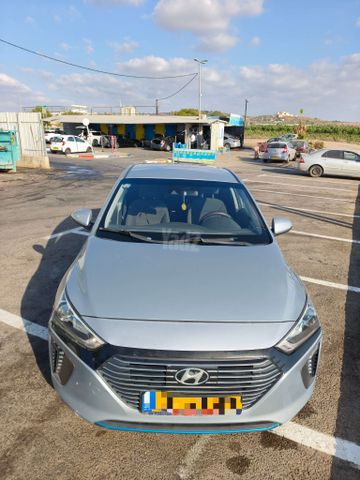 יונדאי איוניק