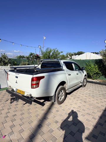 מיצובישי טרייטון / L200