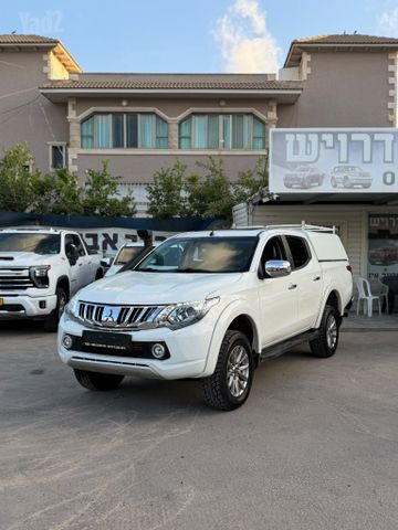 מיצובישי טרייטון / L200