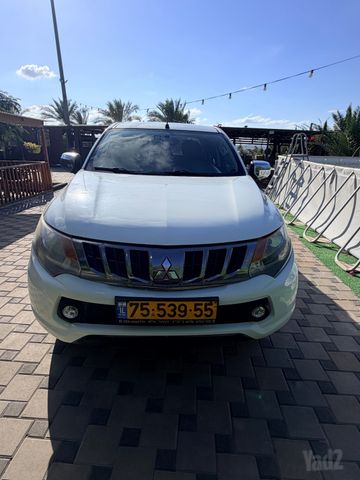 מיצובישי טרייטון / L200