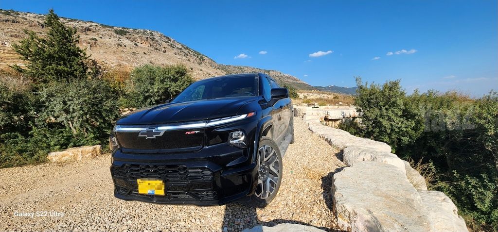 מודעת רכב שברולט סילברדו EV