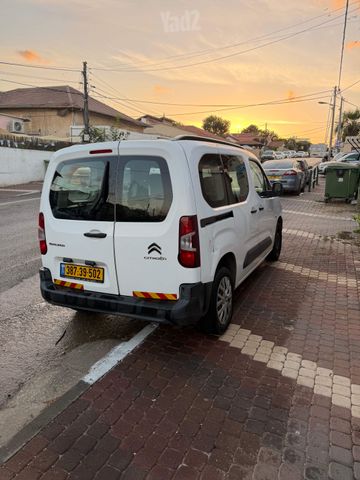 מודעת רכב סיטרואן ברלינגו