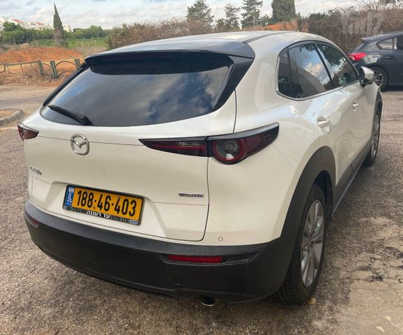 מאזדה CX-30