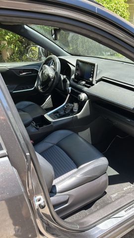 טויוטה RAV4