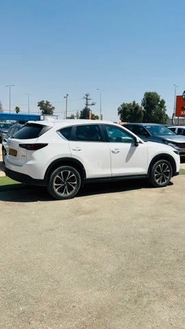 מודעת רכב מאזדה CX-5
