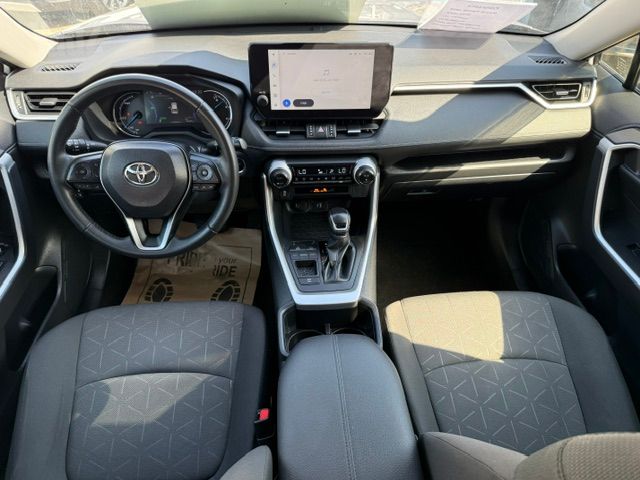 טויוטה RAV4