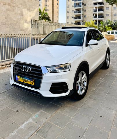 אאודי Q3