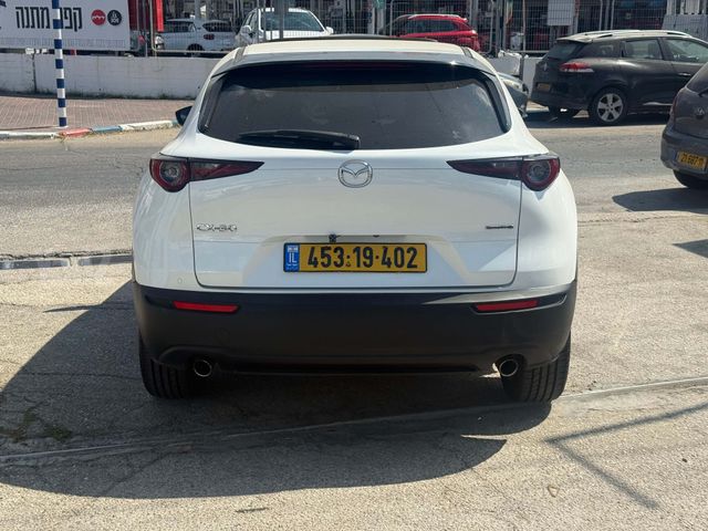 מאזדה CX-30