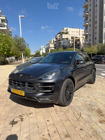 פורשה מקאן