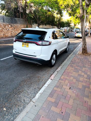 פורד אדג'