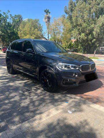 ב מ וו X5