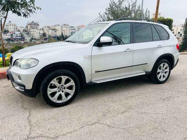 ב מ וו X5